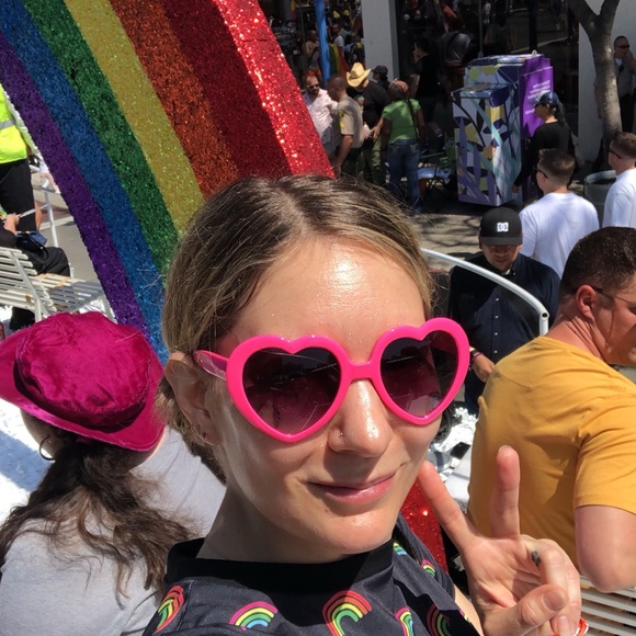 Meet your Posher, Stacey - Picture 1 of 1